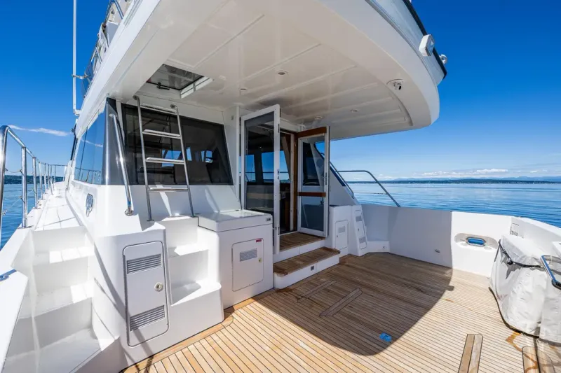 Slide: The Image of Westbay Pilothouse 2000 - 14