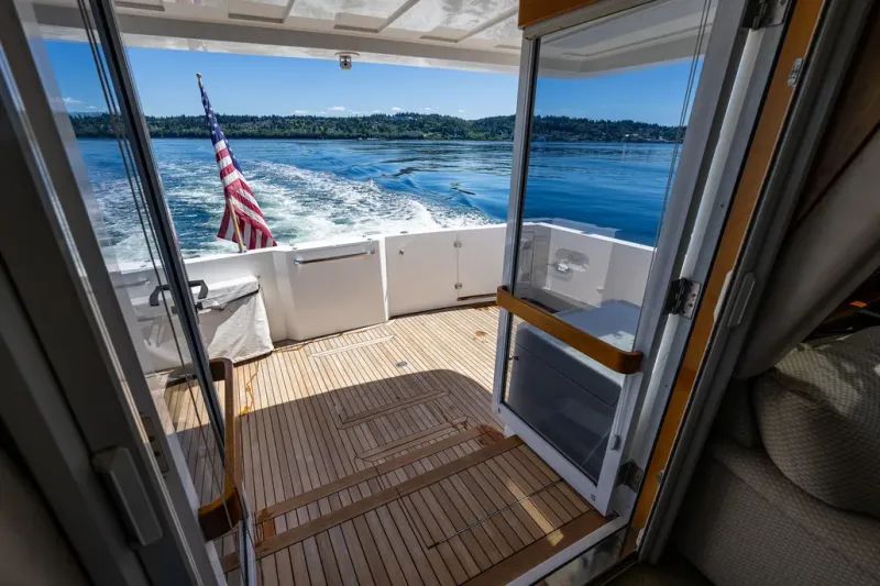 Slide: The Image of Westbay Pilothouse 2000 - 12