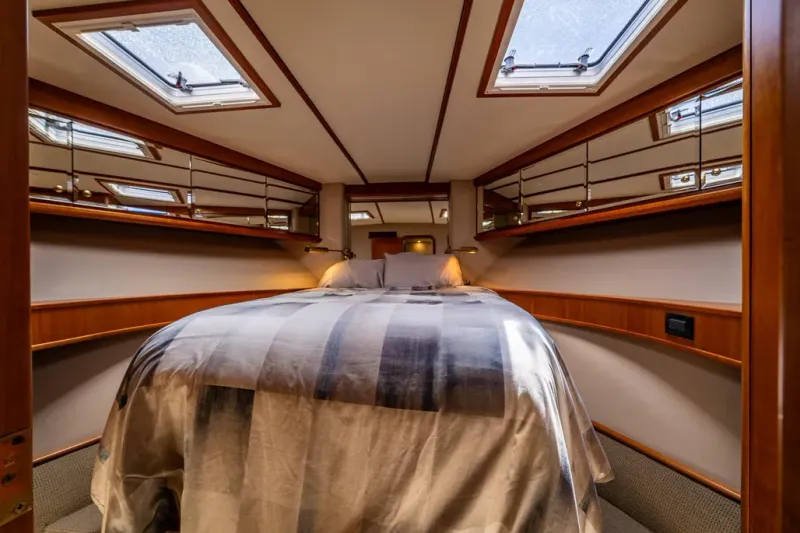 Slide: The Image of Westbay Pilothouse 2000 - 19
