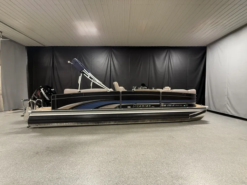 The Image of Premier 260 GRAND ISLE 2012 - 0