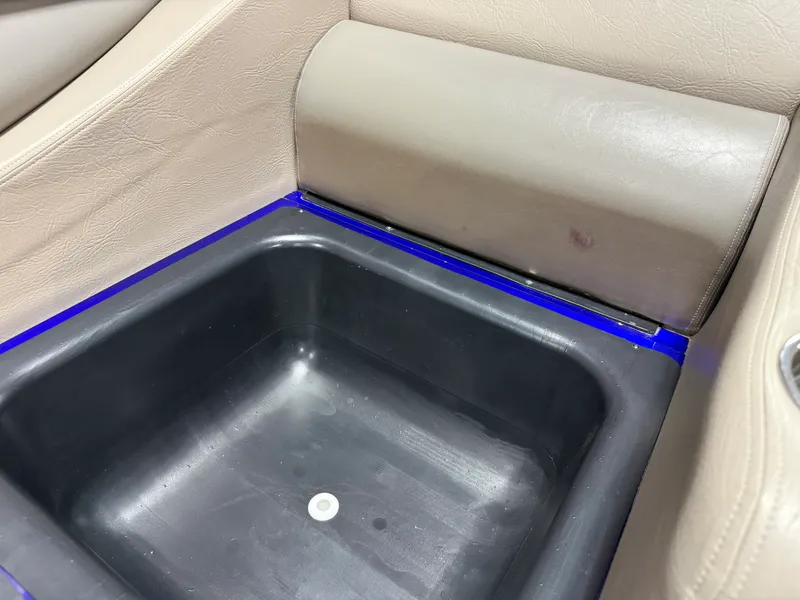 Slide: The Image of Premier 260 GRAND ISLE 2012 - 100