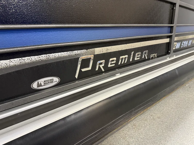 Slide: The Image of Premier 260 GRAND ISLE 2012 - 21