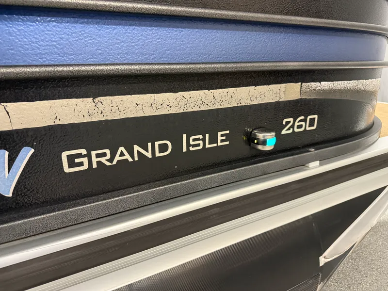 Slide: The Image of Premier 260 GRAND ISLE 2012 - 23