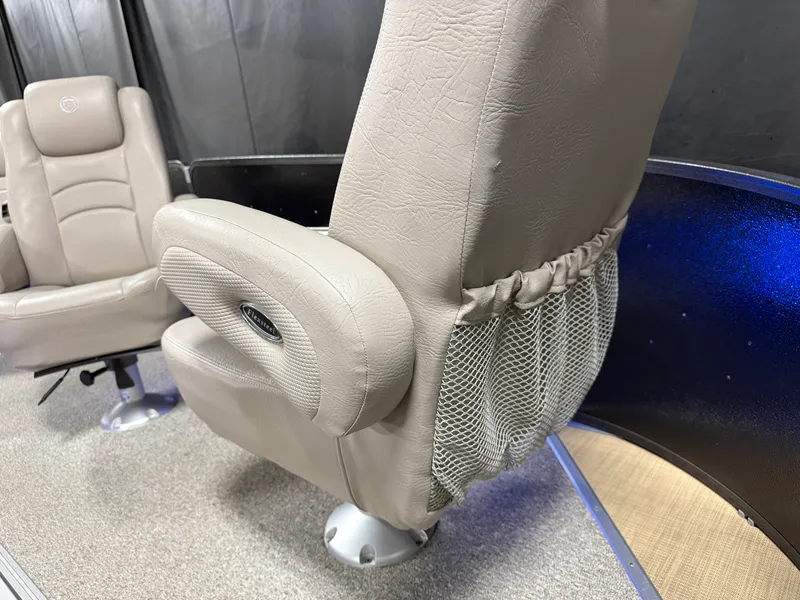 Slide: The Image of Premier 260 GRAND ISLE 2012 - 37