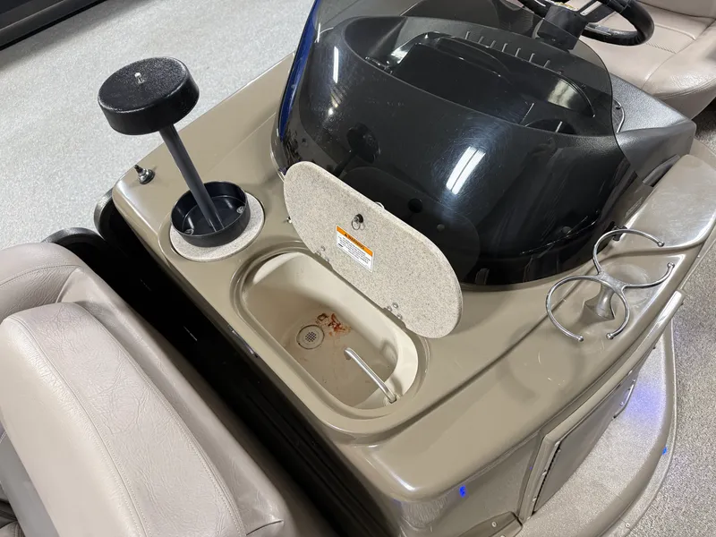 Slide: The Image of Premier 260 GRAND ISLE 2012 - 54