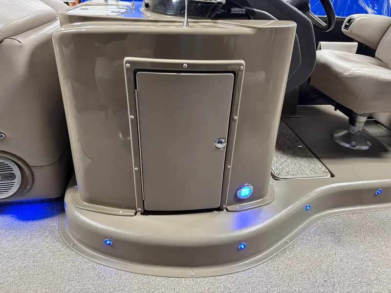 Slide: The Image of Premier 260 GRAND ISLE 2012 - 56