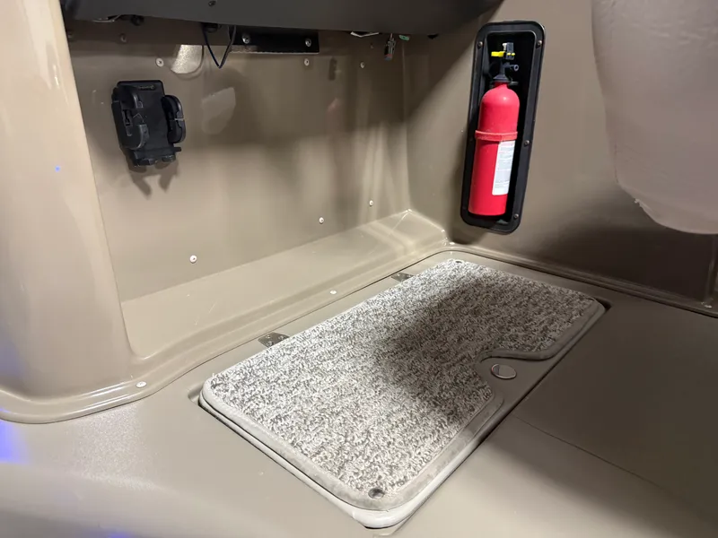 Slide: The Image of Premier 260 GRAND ISLE 2012 - 61