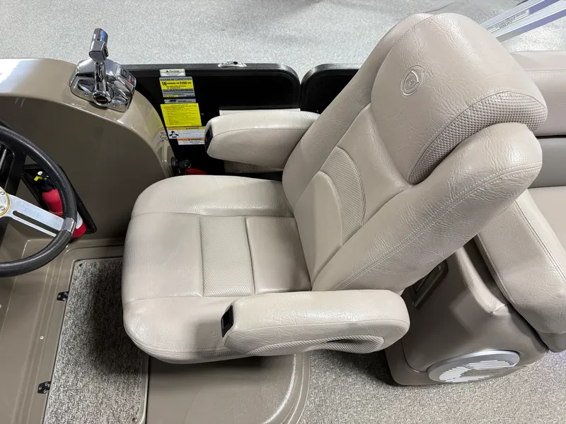 Slide: The Image of Premier 260 GRAND ISLE 2012 - 80