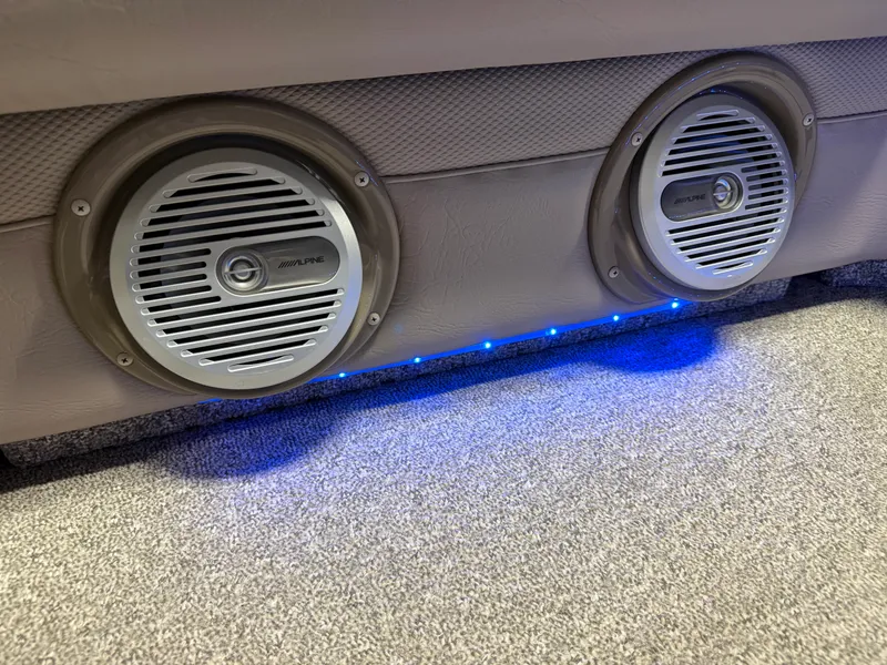 Slide: The Image of Premier 260 GRAND ISLE 2012 - 92