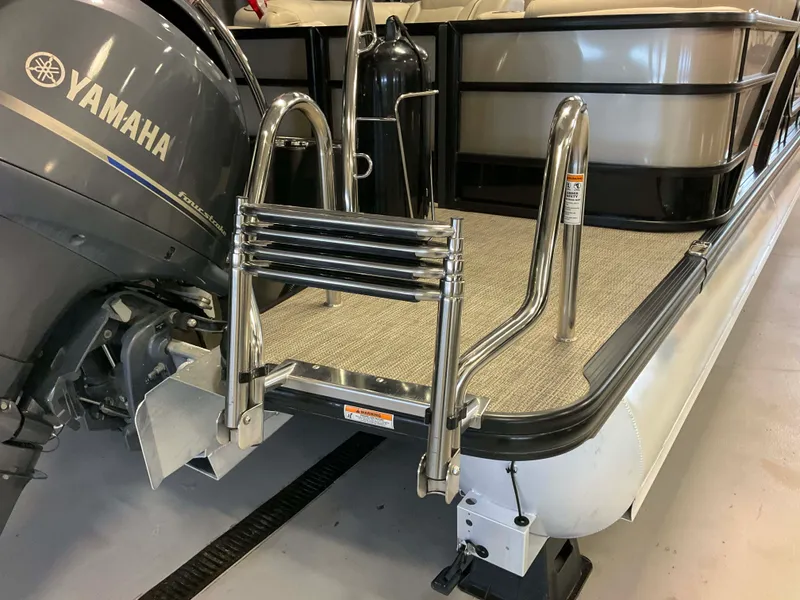 Slide: The Image of Barletta L23QC 2019 - 11