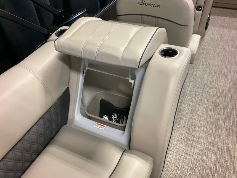 Slide: The Image of Barletta L23QC 2019 - 25