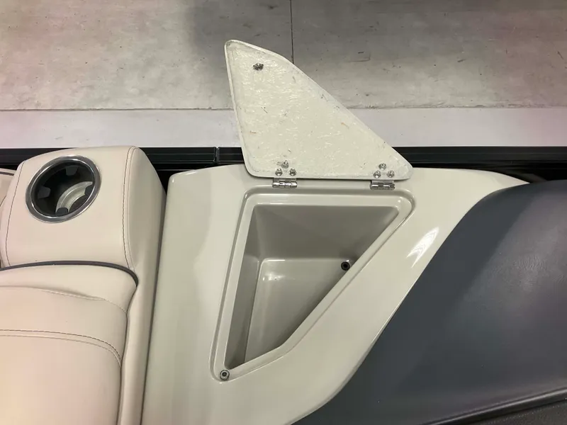 Slide: The Image of Barletta L23QC 2019 - 40