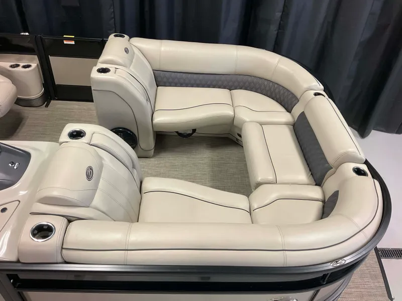 Slide: The Image of Barletta L23QC 2019 - 5