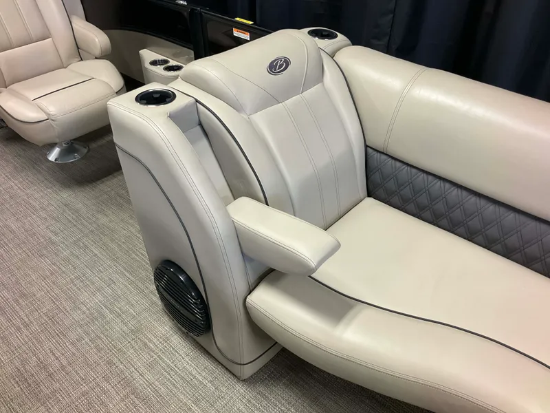 Slide: The Image of Barletta L23QC 2019 - 55