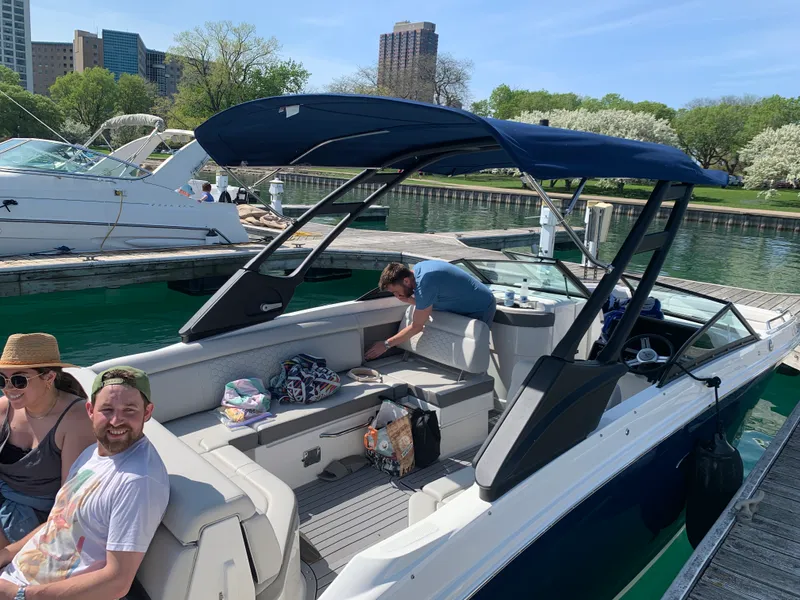 Slide: The Image of Sea Ray 270 SDX 2021 - 4