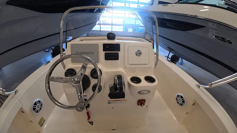 Slide: The Image of Scout 188 Sportfish 2026 - 10