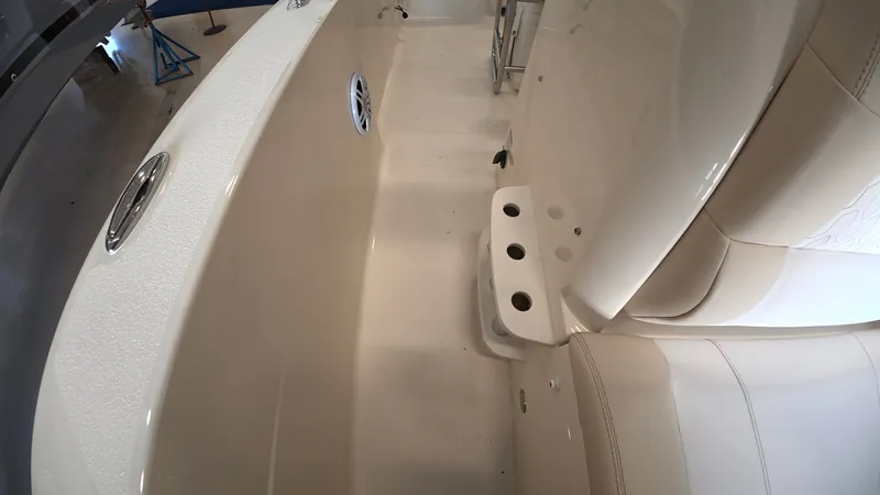 Slide: The Image of Scout 188 Sportfish 2026 - 12