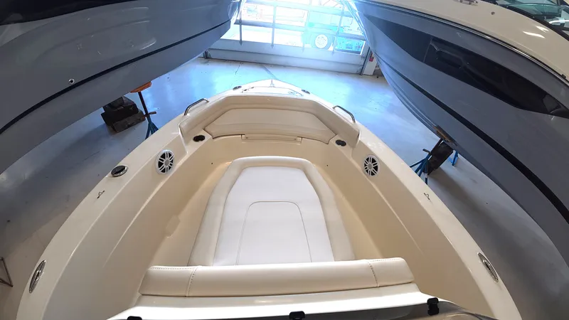 Slide: The Image of Scout 188 Sportfish 2026 - 13