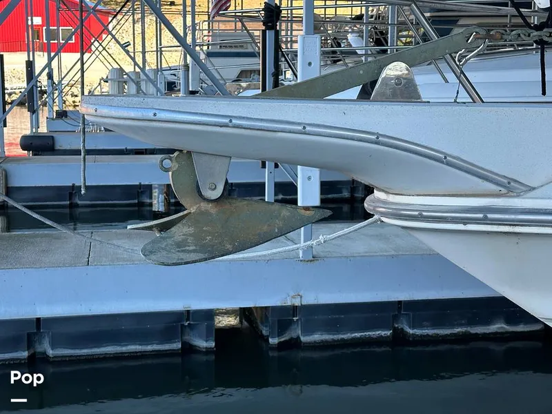 Slide: The Image of Sea Ray 410 AFt Cabin 1986 - 16033323