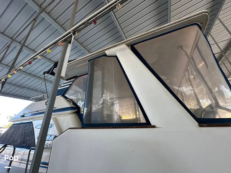 Slide: The Image of Sea Ray 410 AFt Cabin 1986 - 16033332
