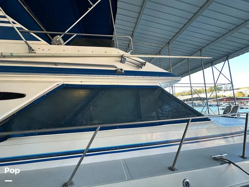 Slide: The Image of Sea Ray 410 AFt Cabin 1986 - 16033342