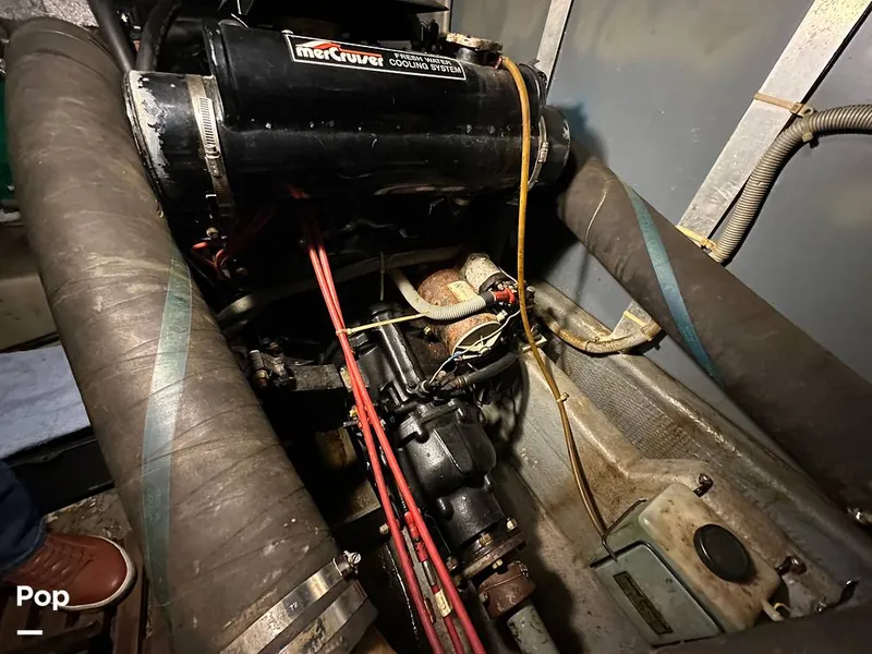 Slide: The Image of Sea Ray 410 AFt Cabin 1986 - 16033351