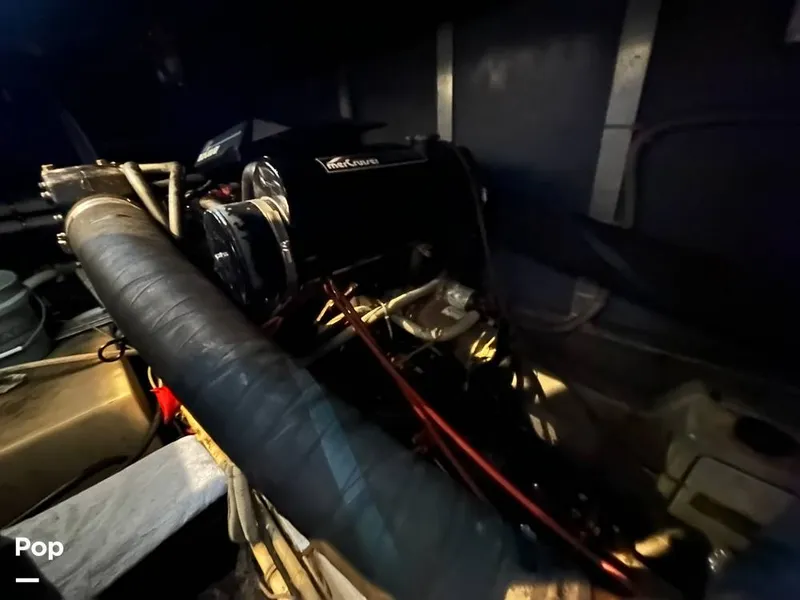 Slide: The Image of Sea Ray 410 AFt Cabin 1986 - 16033353