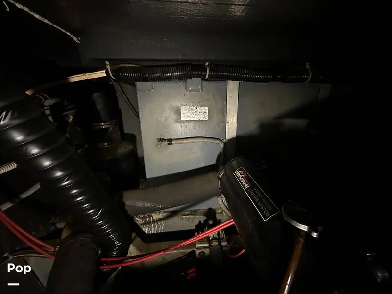 Slide: The Image of Sea Ray 410 AFt Cabin 1986 - 16033358