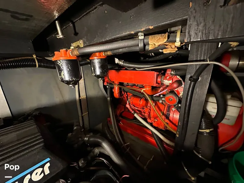 Slide: The Image of Sea Ray 410 AFt Cabin 1986 - 16033361