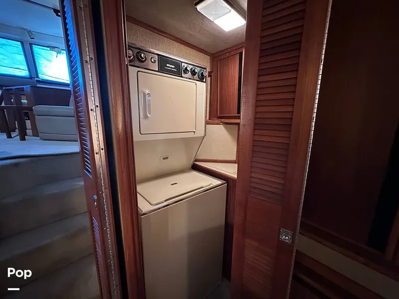 Slide: The Image of Sea Ray 410 AFt Cabin 1986 - 16033257