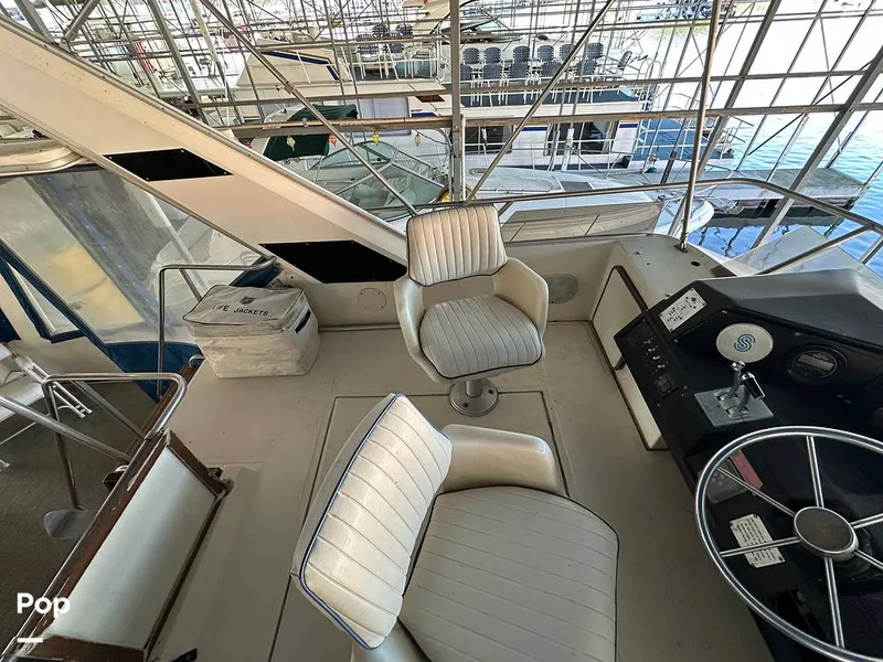 Slide: The Image of Sea Ray 410 AFt Cabin 1986 - 16033284