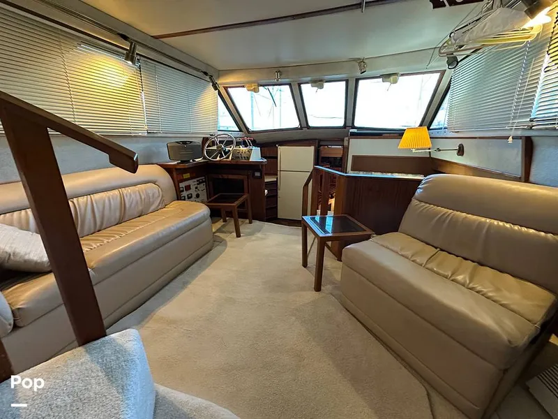 Slide: The Image of Sea Ray 410 AFt Cabin 1986 - 16033220