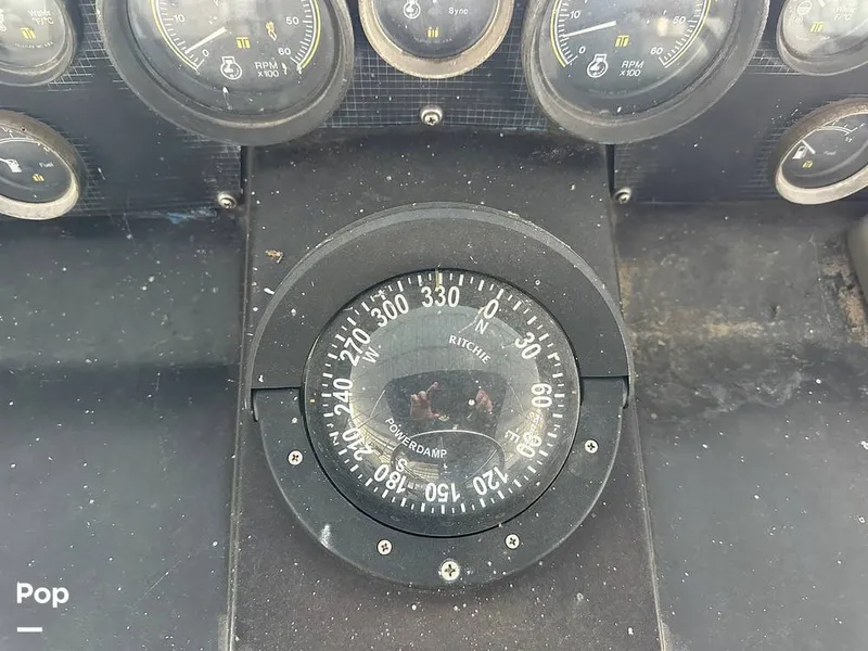 Slide: The Image of Sea Ray 410 AFt Cabin 1986 - 16033290