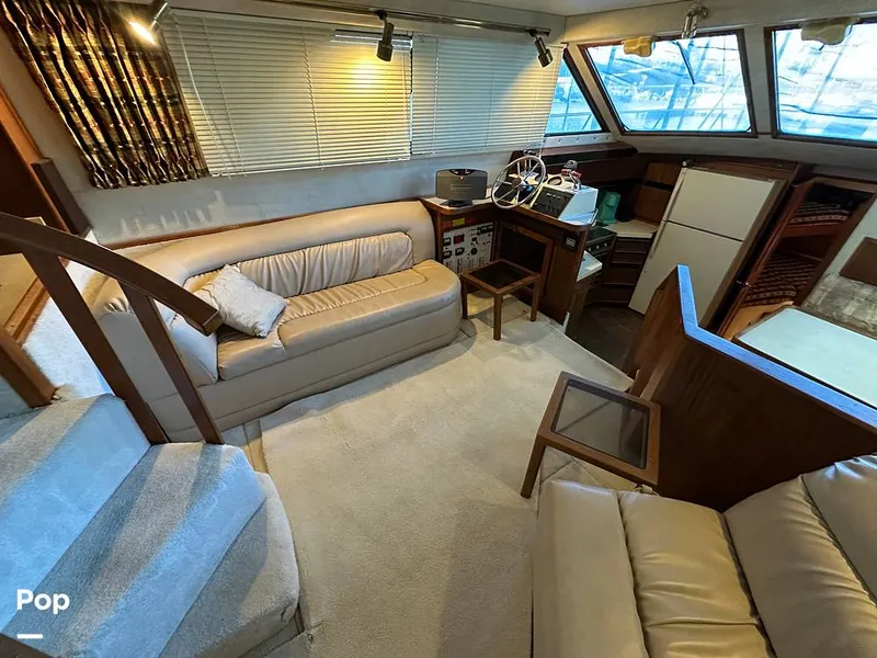 Slide: The Image of Sea Ray 410 AFt Cabin 1986 - 16033221
