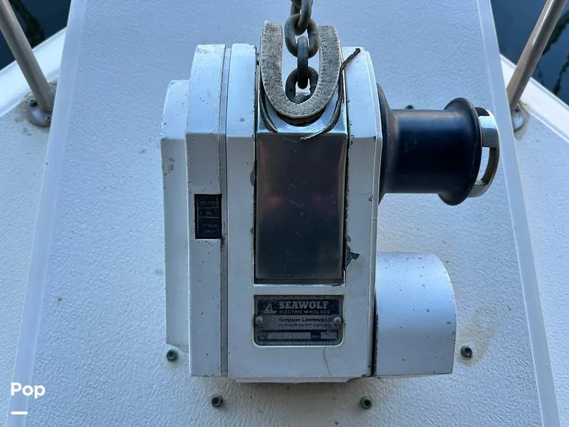 Slide: The Image of Sea Ray 410 AFt Cabin 1986 - 16033310