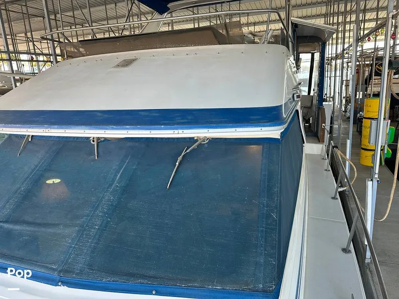 Slide: The Image of Sea Ray 410 AFt Cabin 1986 - 16033318