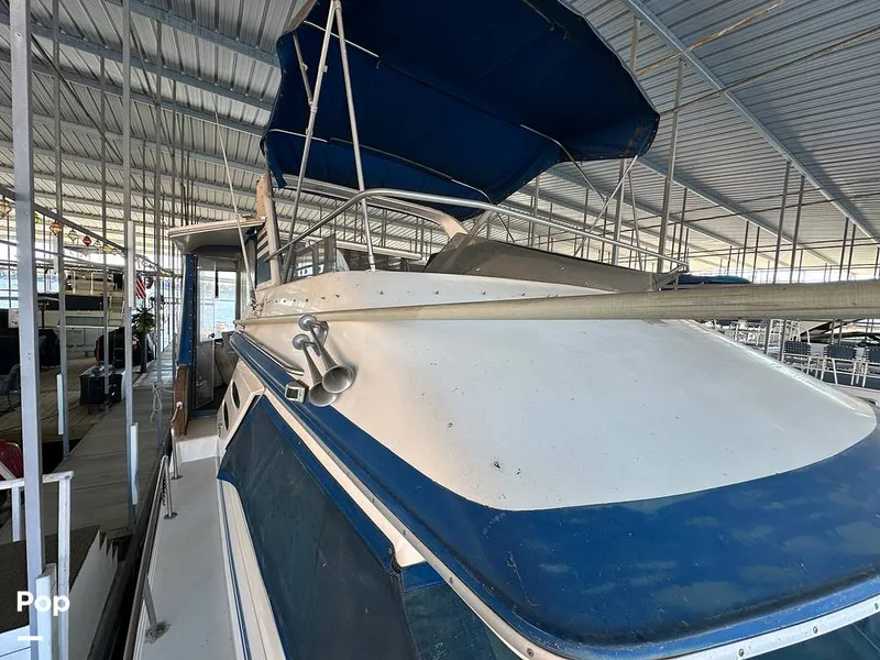 Slide: The Image of Sea Ray 410 AFt Cabin 1986 - 16033320
