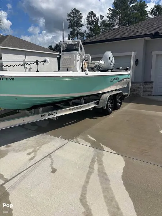 Slide: The Image of Blue Wave 2200 Pure Bay 2023 - 15946647