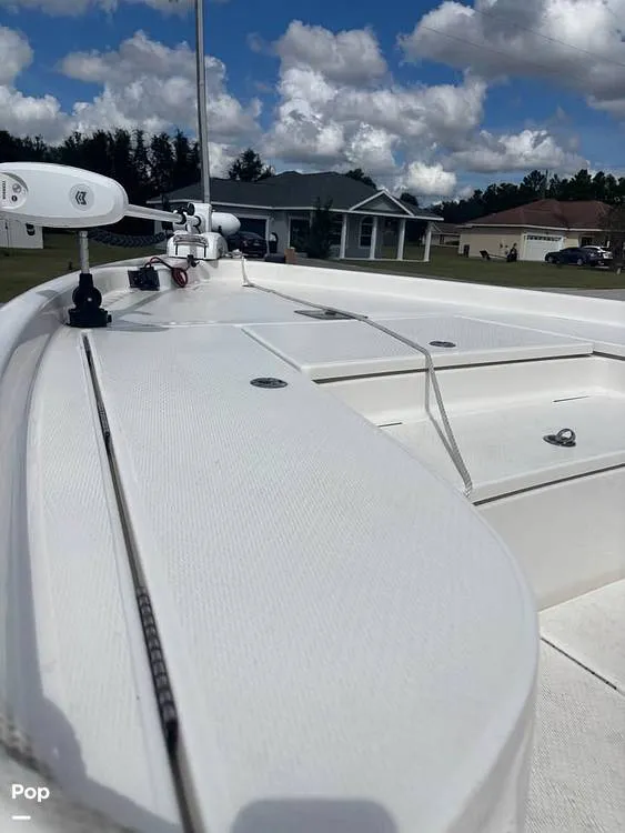 Slide: The Image of Blue Wave 2200 Pure Bay 2023 - 15946638