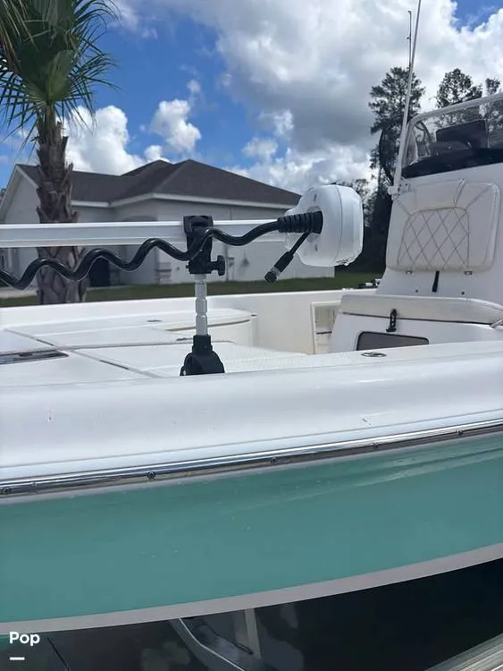 Slide: The Image of Blue Wave 2200 Pure Bay 2023 - 15946644