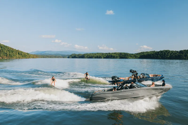 Slide: The Image of Mastercraft X26 2025 - 32