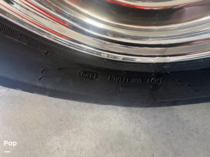 Slide: The Image of Sleekcraft Heritage 34 2003 - 15979963