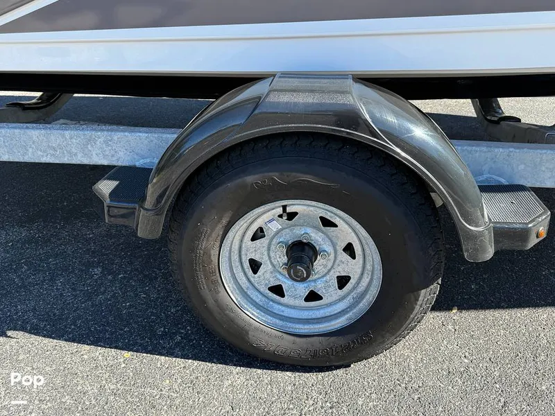 Slide: The Image of Yamaha AR195 2023 - 16013963