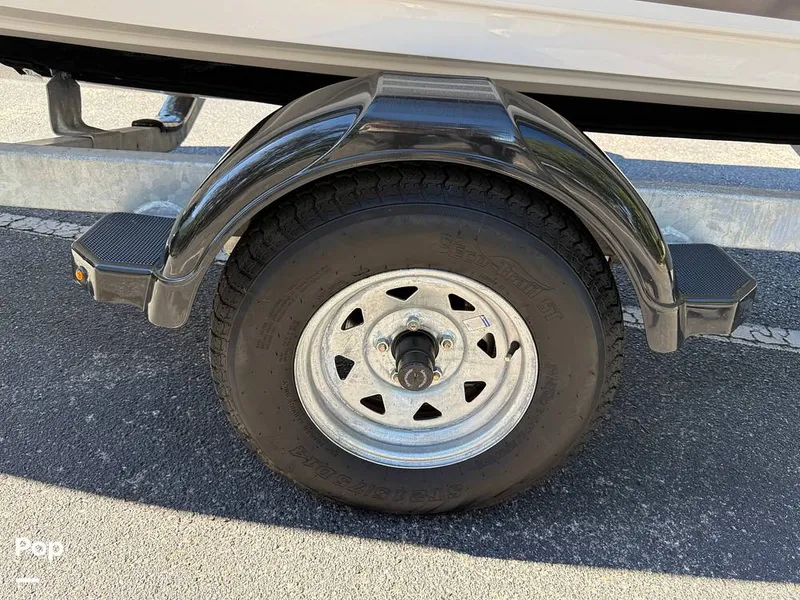 Slide: The Image of Yamaha AR195 2023 - 16013968