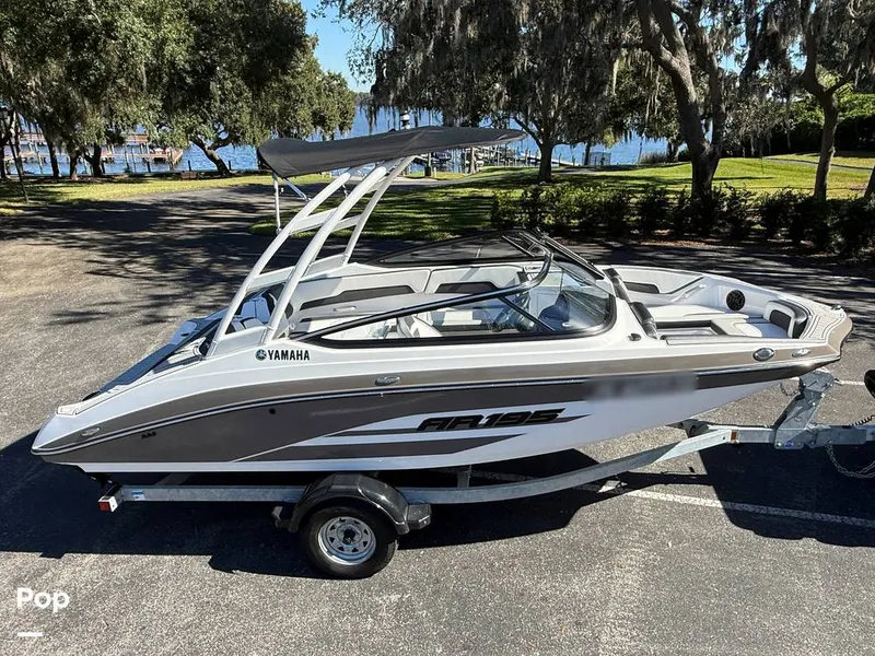 Slide: The Image of Yamaha AR195 2023 - 16013856