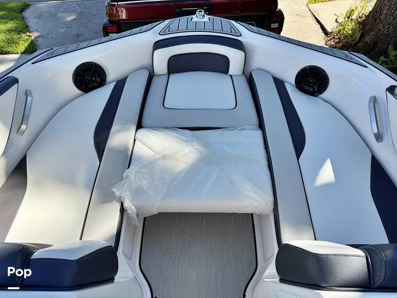 Slide: The Image of Yamaha AR195 2023 - 16013928