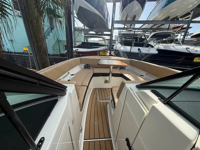 Slide: The Image of Sea Ray SDX 270 Outboard 2026 - 23