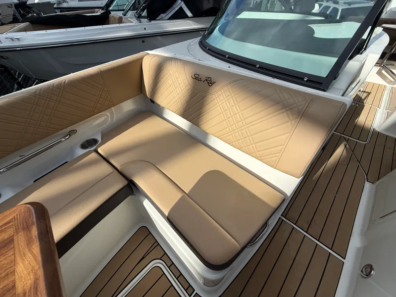 Slide: The Image of Sea Ray SDX 270 Outboard 2026 - 26