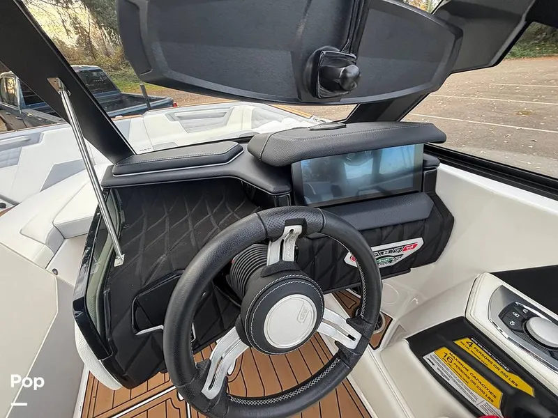 Slide: The Image of Nautique S23 2022 - 16050611