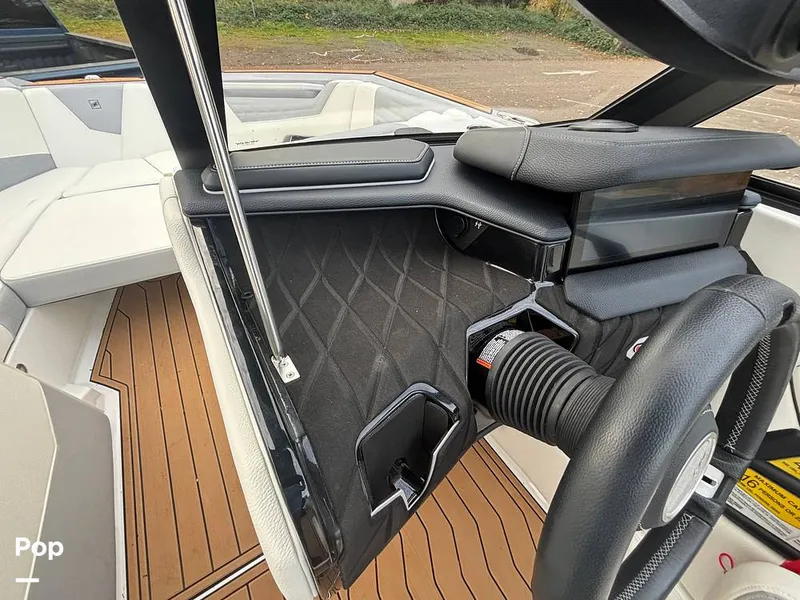 Slide: The Image of Nautique S23 2022 - 16050612